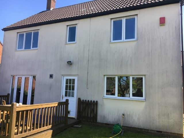 https://www.tradesolutionsyeovil.co.uk/render-cleaning